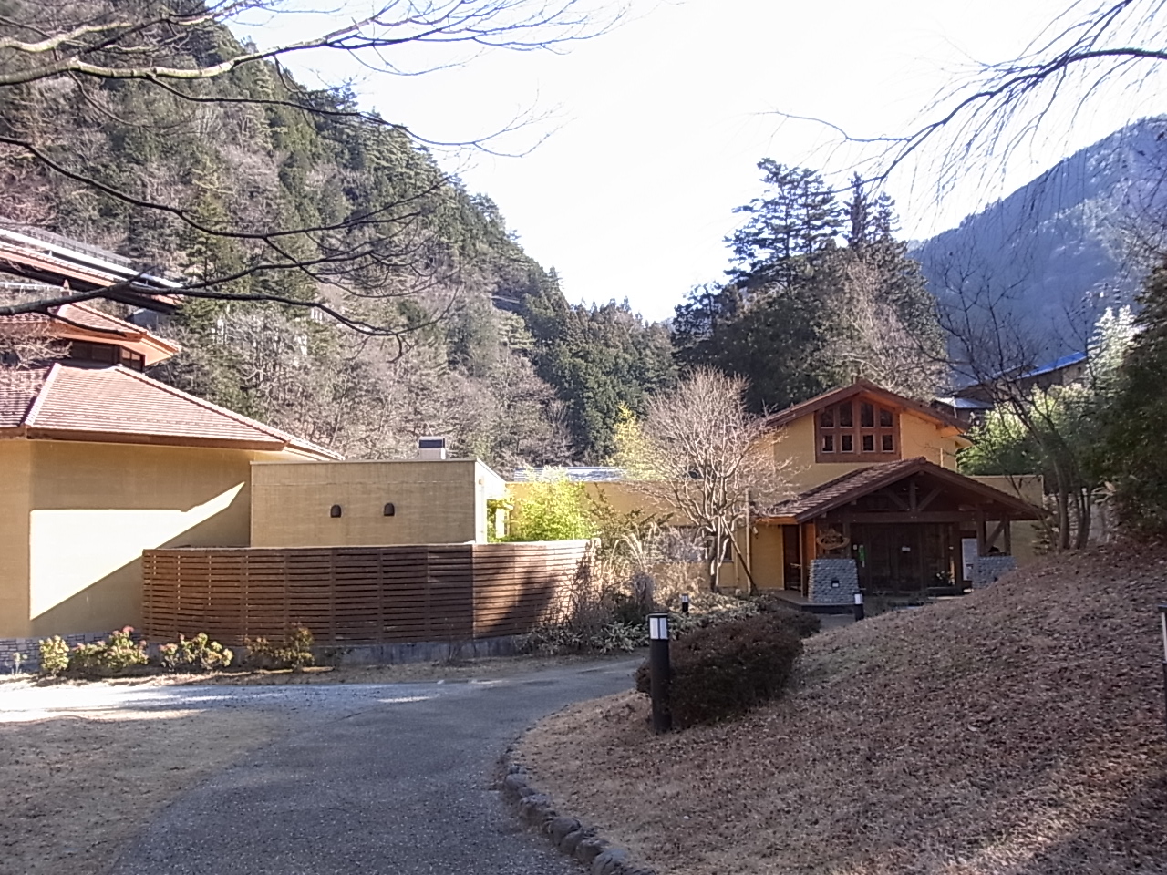 山梨県丹波山村の「のめこい湯」で日帰り温泉